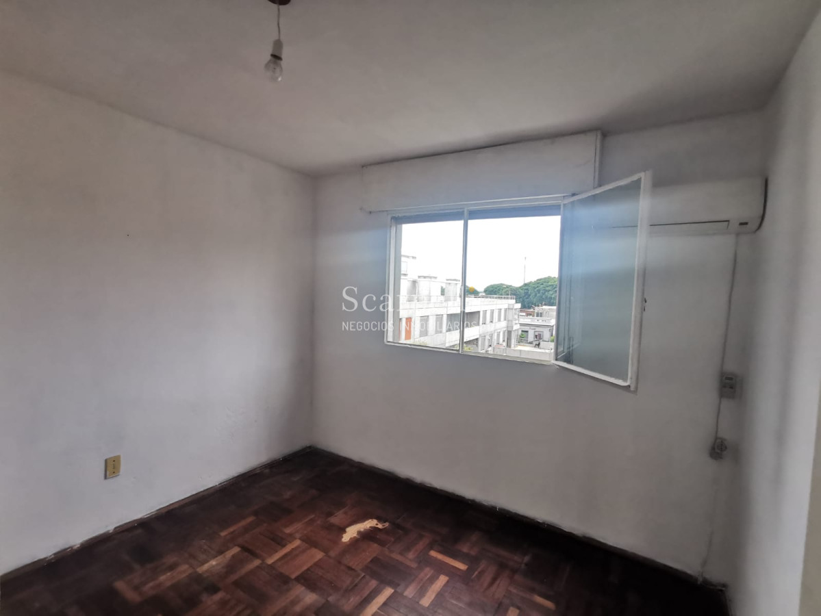 Apartamento ID.36358 - Sayago: Muy Próximo a Millán y Molinos de Raffo: 3er. Piso por escalera Impecable pronto para mudarse.-