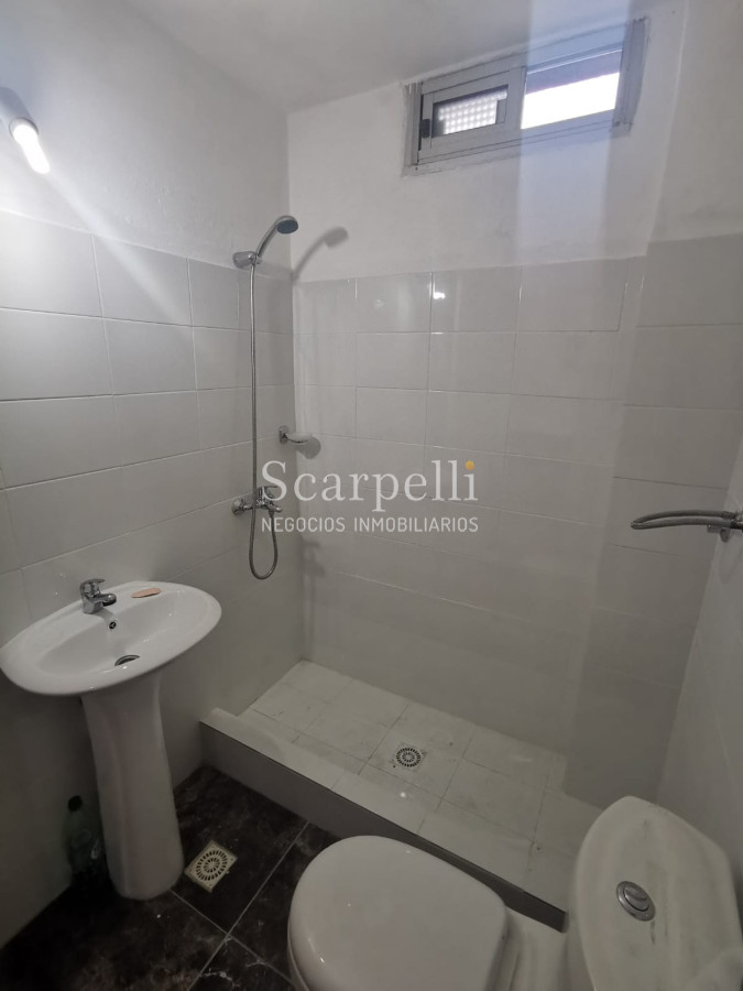 Apartamento ID.36358 - Sayago: Muy Próximo a Millán y Molinos de Raffo: 3er. Piso por escalera Impecable pronto para mudarse.-