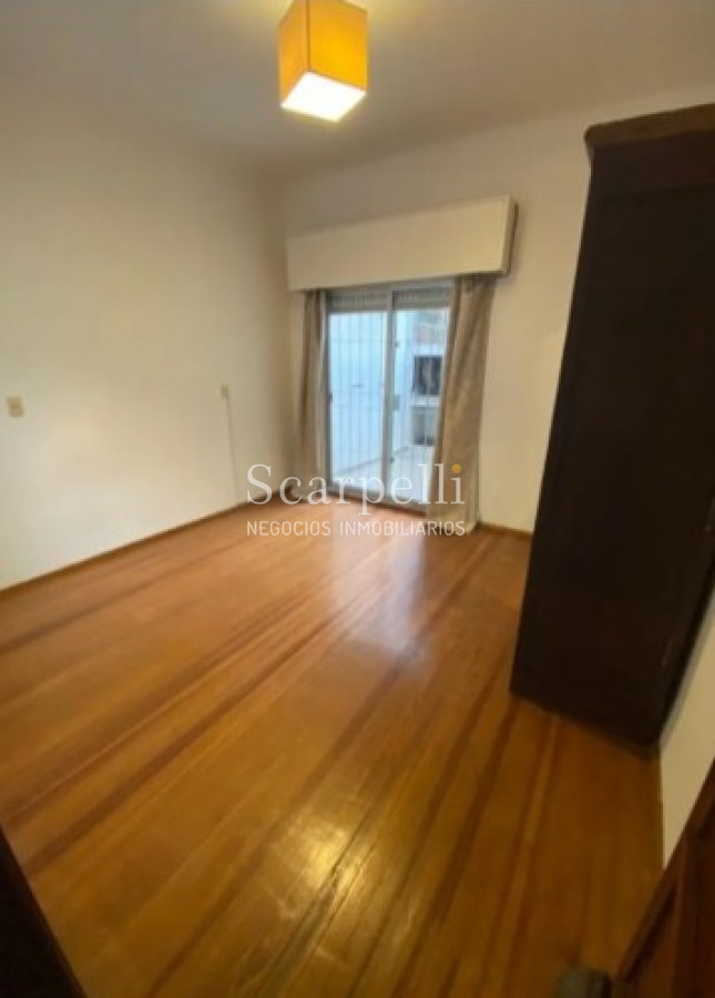 Apartamento ID.36520 - Alquiler Punta Carretas Propiedad Horizontal de Altos 4 dormitorios 2 baños  No garage