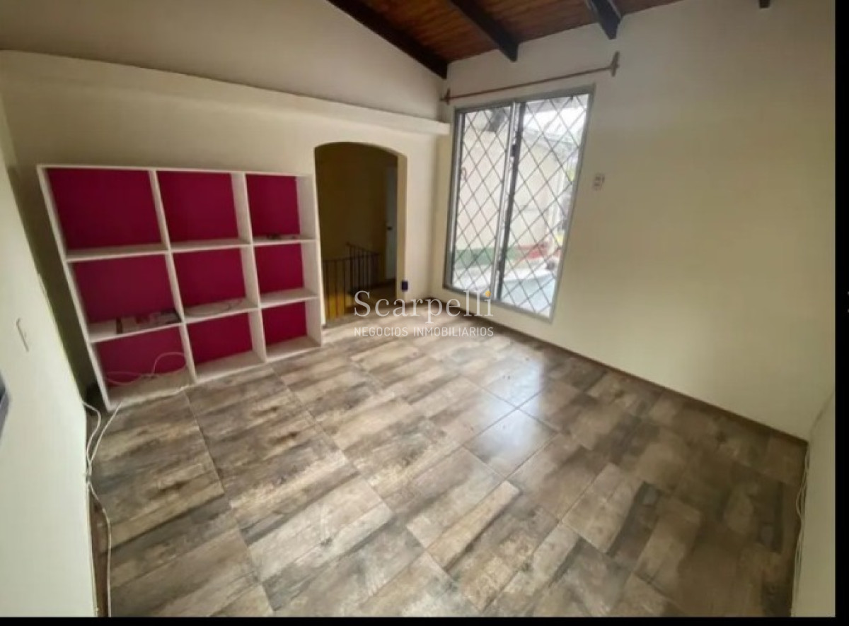 Apartamento ID.36520 - Alquiler Punta Carretas Propiedad Horizontal de Altos 4 dormitorios 2 baños  No garage