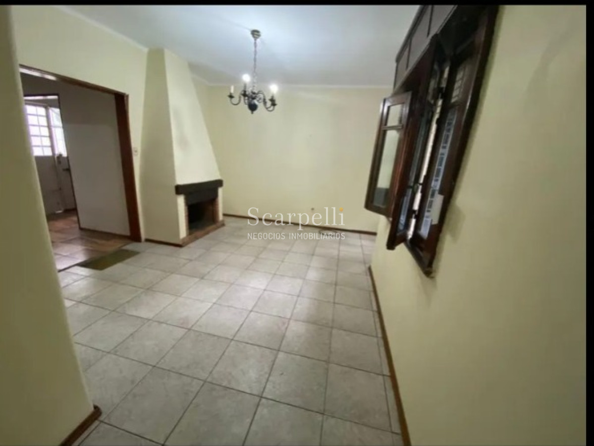 Apartamento ID.36520 - Alquiler Punta Carretas Propiedad Horizontal de Altos 4 dormitorios 2 baños  No garage