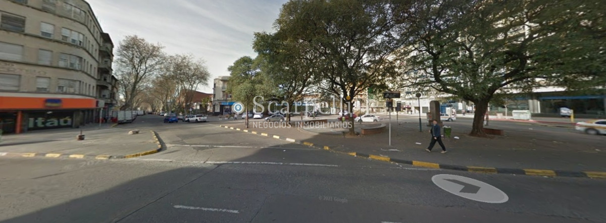 Apartamento ID.36541 - Alquiler Apartamento Pocitos 1 dormitorio Garage Todo Equipado Fco. Soca y Av. Brasil próximo Supermercado Disco.-