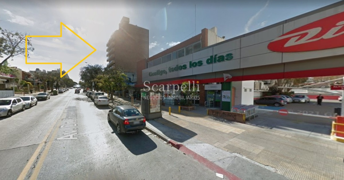 Apartamento ID.36541 - Alquiler Apartamento Pocitos 1 dormitorio Garage Todo Equipado Fco. Soca y Av. Brasil próximo Supermercado Disco.-