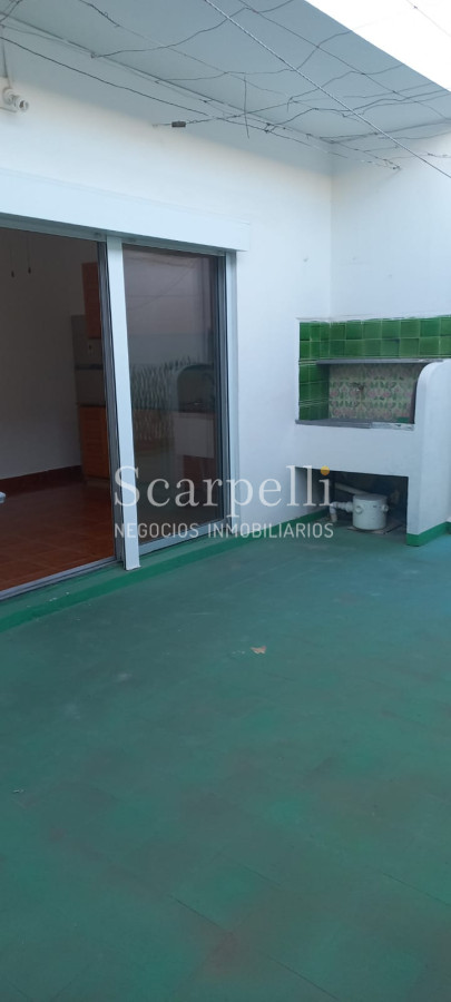Apartamento ID.37138 - Cerrito: Alquiler & Venta Propiedad Horizontal de Bajos  3 dormitorios + lugar para coche en Jardín.-