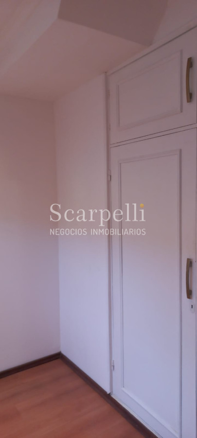 Apartamento ID.37138 - Cerrito: Alquiler & Venta Propiedad Horizontal de Bajos  3 dormitorios + lugar para coche en Jardín.-