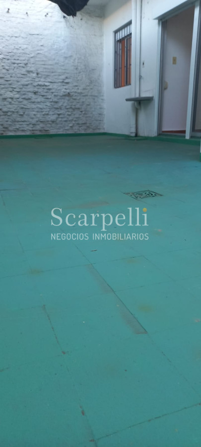 Apartamento ID.37138 - Cerrito: Alquiler & Venta Propiedad Horizontal de Bajos  3 dormitorios + lugar para coche en Jardín.-