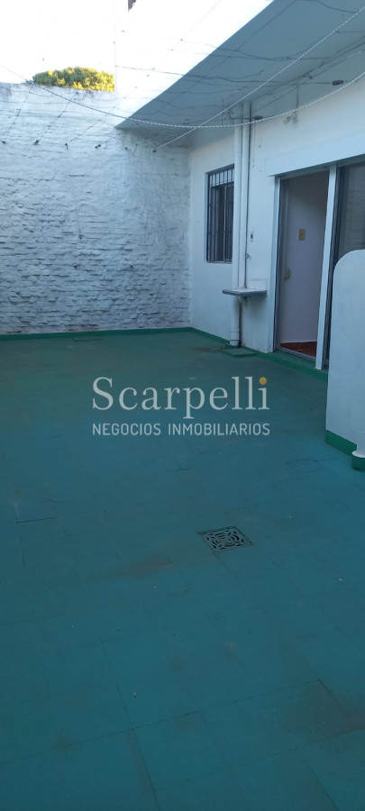 Apartamento ID.37138 - Cerrito: Alquiler & Venta Propiedad Horizontal de Bajos  3 dormitorios + lugar para coche en Jardín.-