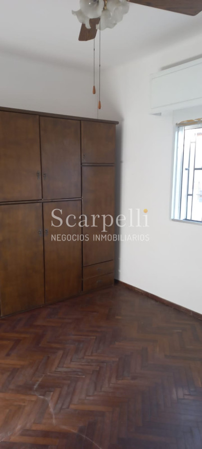 Apartamento ID.37138 - Cerrito: Alquiler & Venta Propiedad Horizontal de Bajos  3 dormitorios + lugar para coche en Jardín.-