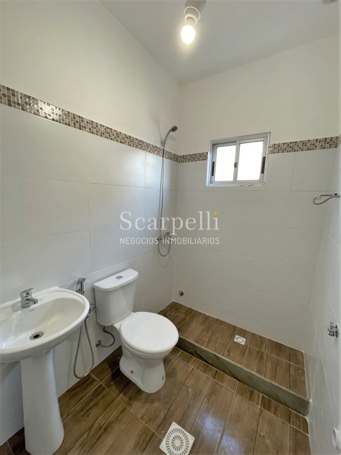 Apartamento ID.37264 - Atención Rentistas ! 3 interesantes opciones de inmuebles con Renta Segura en Brazo Oriental - Malvin Norte & La Comercial.-