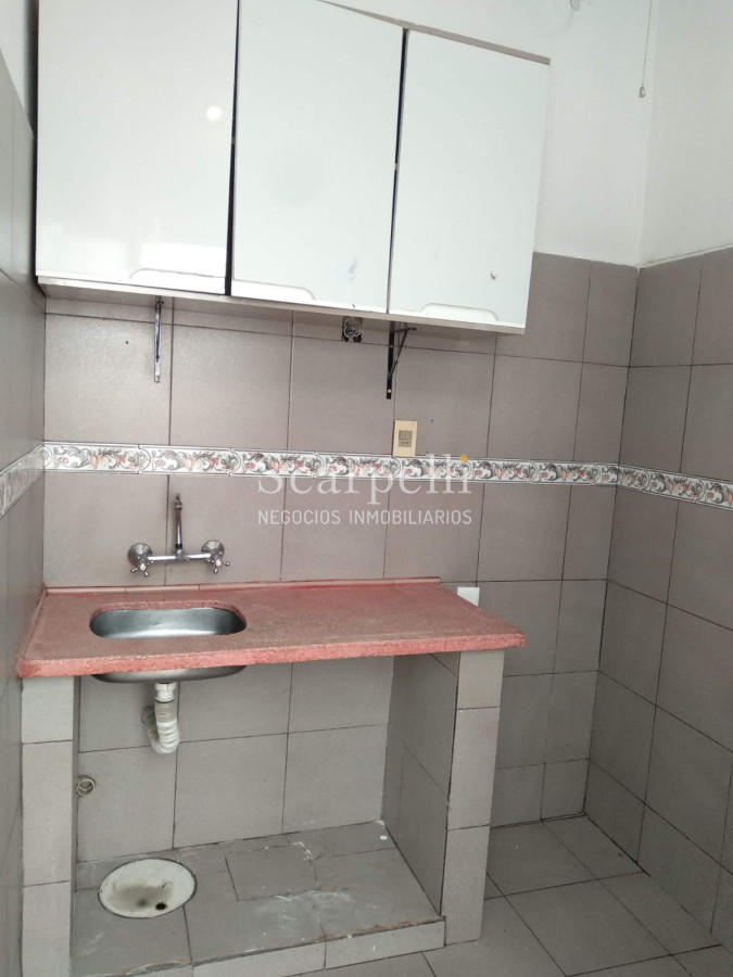 Apartamento ID.37264 - Atención Rentistas ! 3 interesantes opciones de inmuebles con Renta Segura en Brazo Oriental - Malvin Norte & La Comercial.-