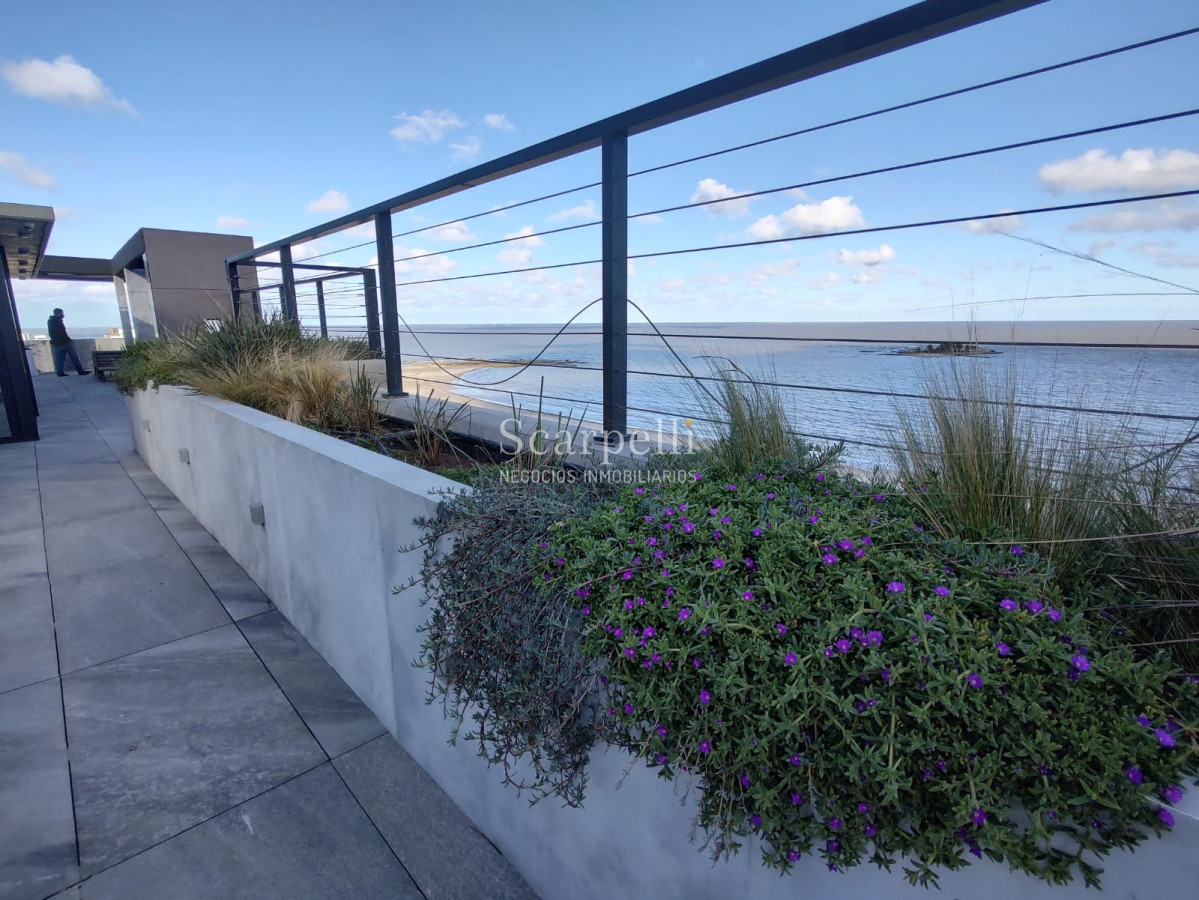 Apartamento ID.37910 - Torre Arenas: 1 dormitorios a Estrenar en Rambla de Malvín con todos los Amenities y Excelente Seguridad.-