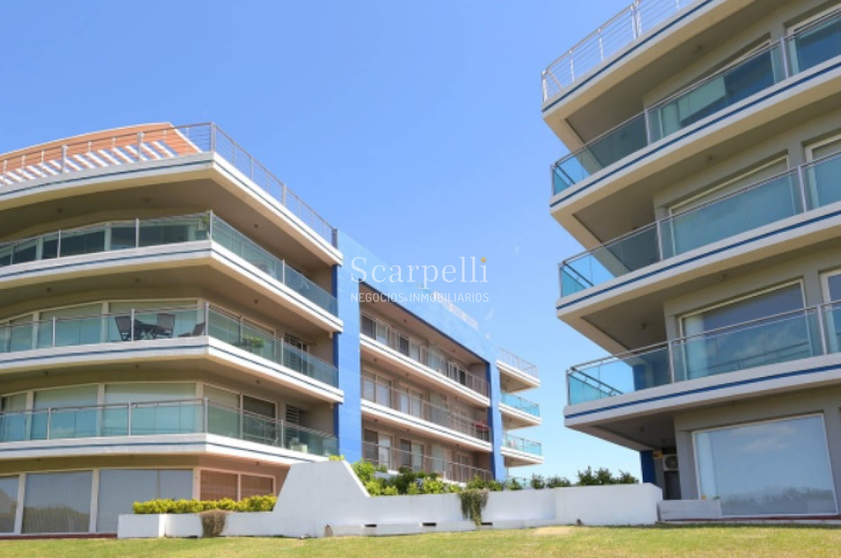 Apartamento ID.37942 - Moderno edificio sobre Av. de las Américas frente al mega proyecto Cala del Yacht