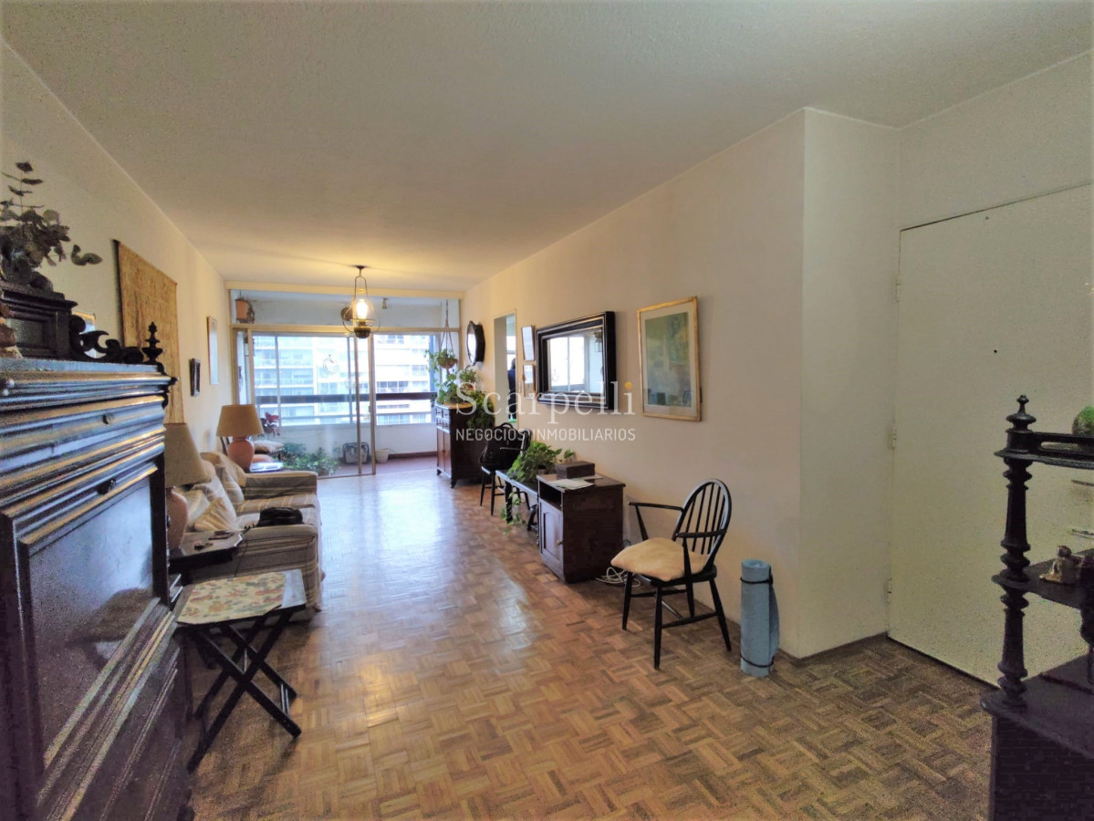 Apartamento ID.38365 - VENTA APARTAMENTO PLAZA GOMENSORO PISO ALTO CON VISTA A LA RAMBLA 2 DORMITORIOS 2 BAÑOS