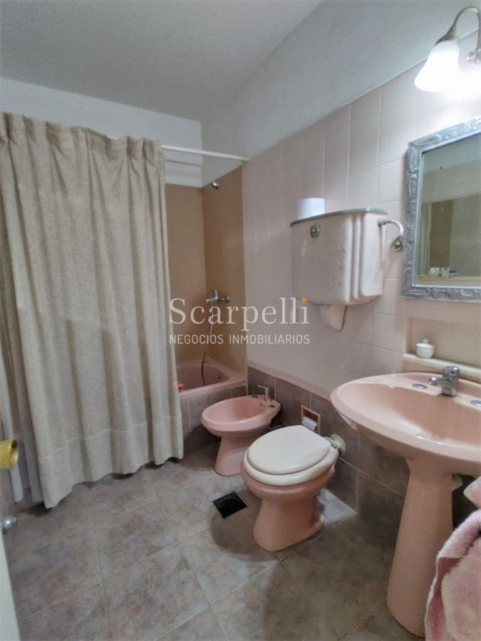 Apartamento ID.38365 - VENTA APARTAMENTO PLAZA GOMENSORO PISO ALTO CON VISTA A LA RAMBLA 2 DORMITORIOS 2 BAÑOS