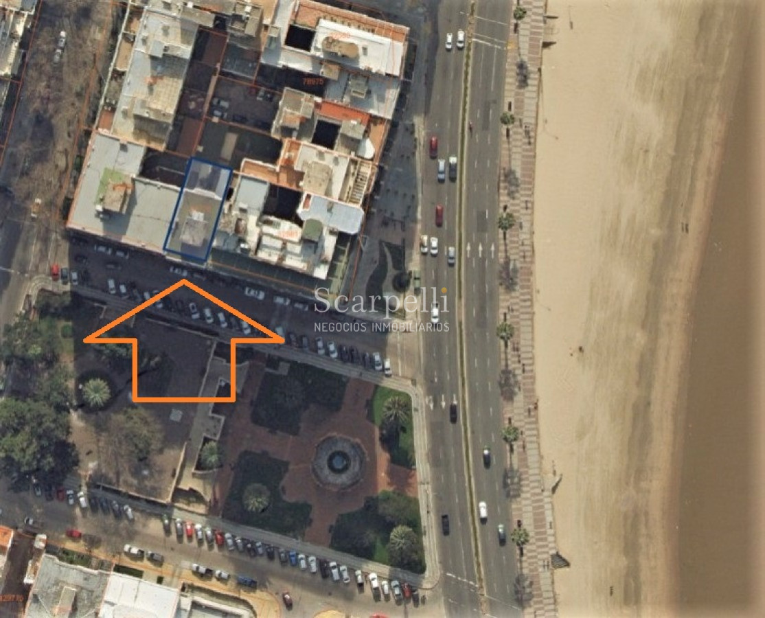 Apartamento ID.38365 - VENTA APARTAMENTO PLAZA GOMENSORO PISO ALTO CON VISTA A LA RAMBLA 2 DORMITORIOS 2 BAÑOS