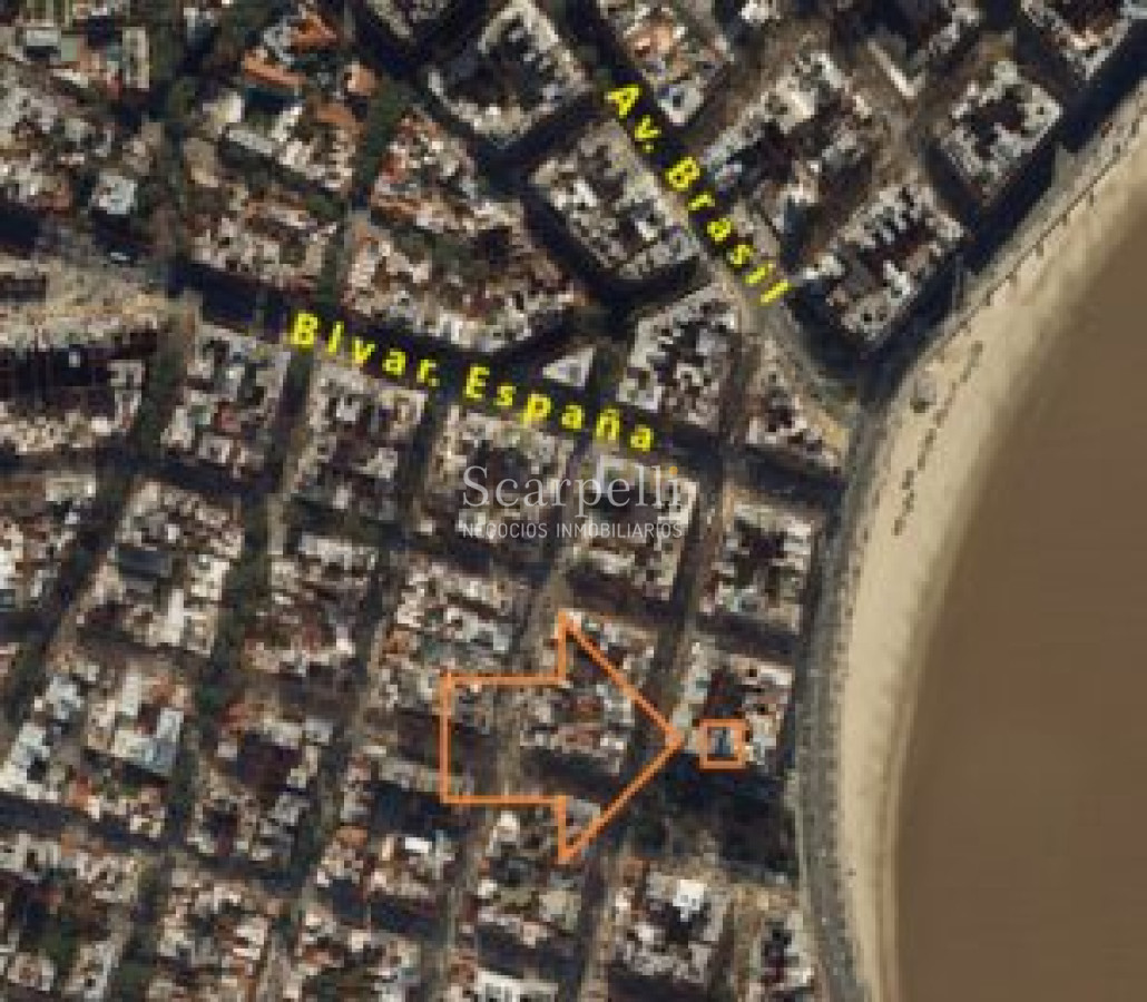 Apartamento ID.38365 - VENTA APARTAMENTO PLAZA GOMENSORO PISO ALTO CON VISTA A LA RAMBLA 2 DORMITORIOS 2 BAÑOS