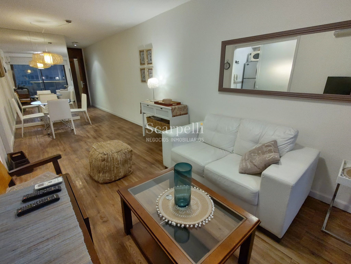 Apartamento ID.38422 - Alquiler Apartamento Torres del Puerto Piso Intermedio totalmente Equipado 2 dormitorios + Garage