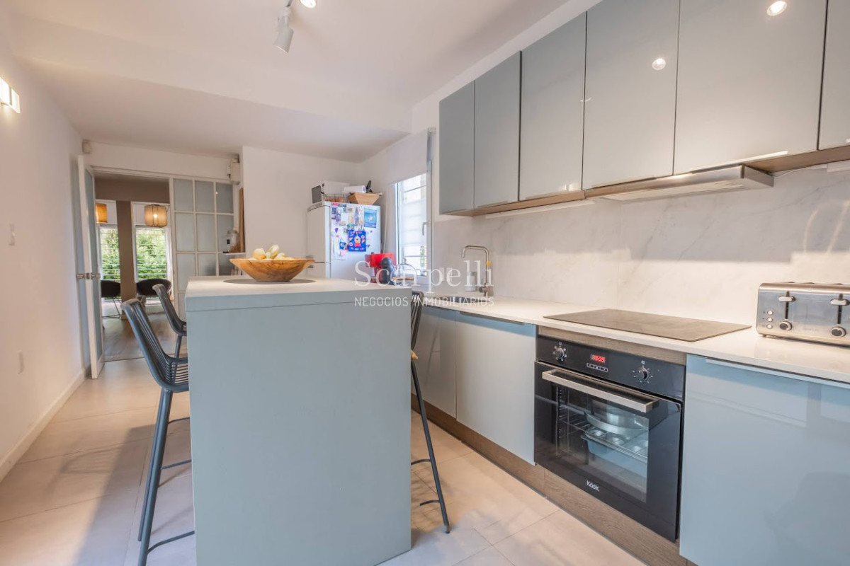 Apartamento ID.38587 - Venta Renta 11 cocheras + Inmaculado Apartamento a nuevo 3 dormitorios servicio