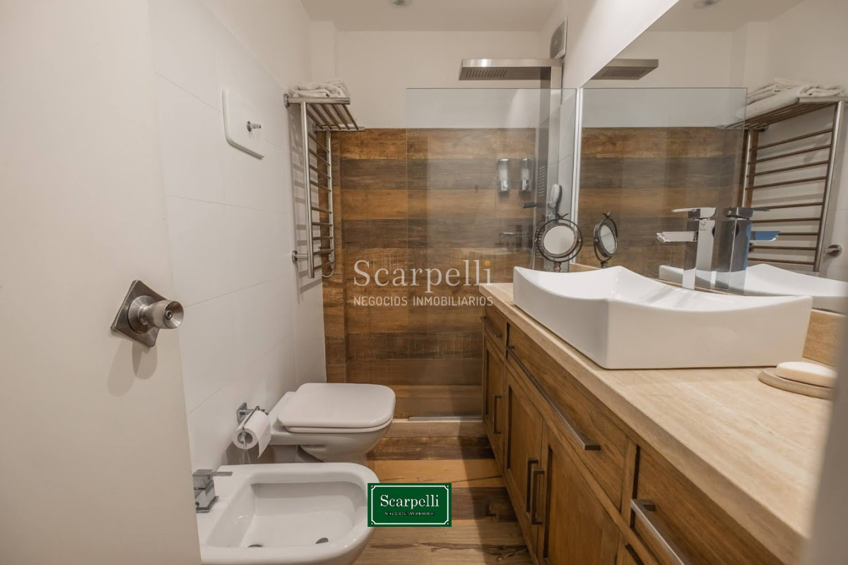 Apartamento ID.38587 - Venta Renta 11 cocheras + Inmaculado Apartamento a nuevo 3 dormitorios servicio