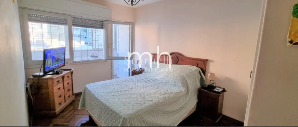 Apartamento ID.38605 - Malvin Venta Apartamento 2do. Piso por escalera Almería 2 dormitorios Terrazas Amplias Cochera fija
