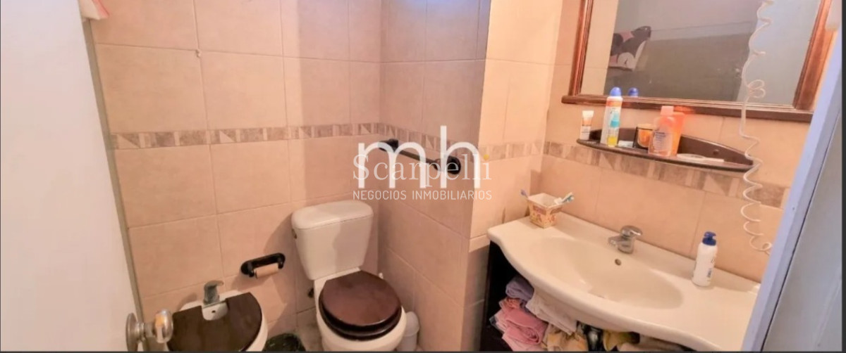 Apartamento ID.38605 - Malvin Venta Apartamento 2do. Piso por escalera Almería 2 dormitorios Terrazas Amplias Cochera fija