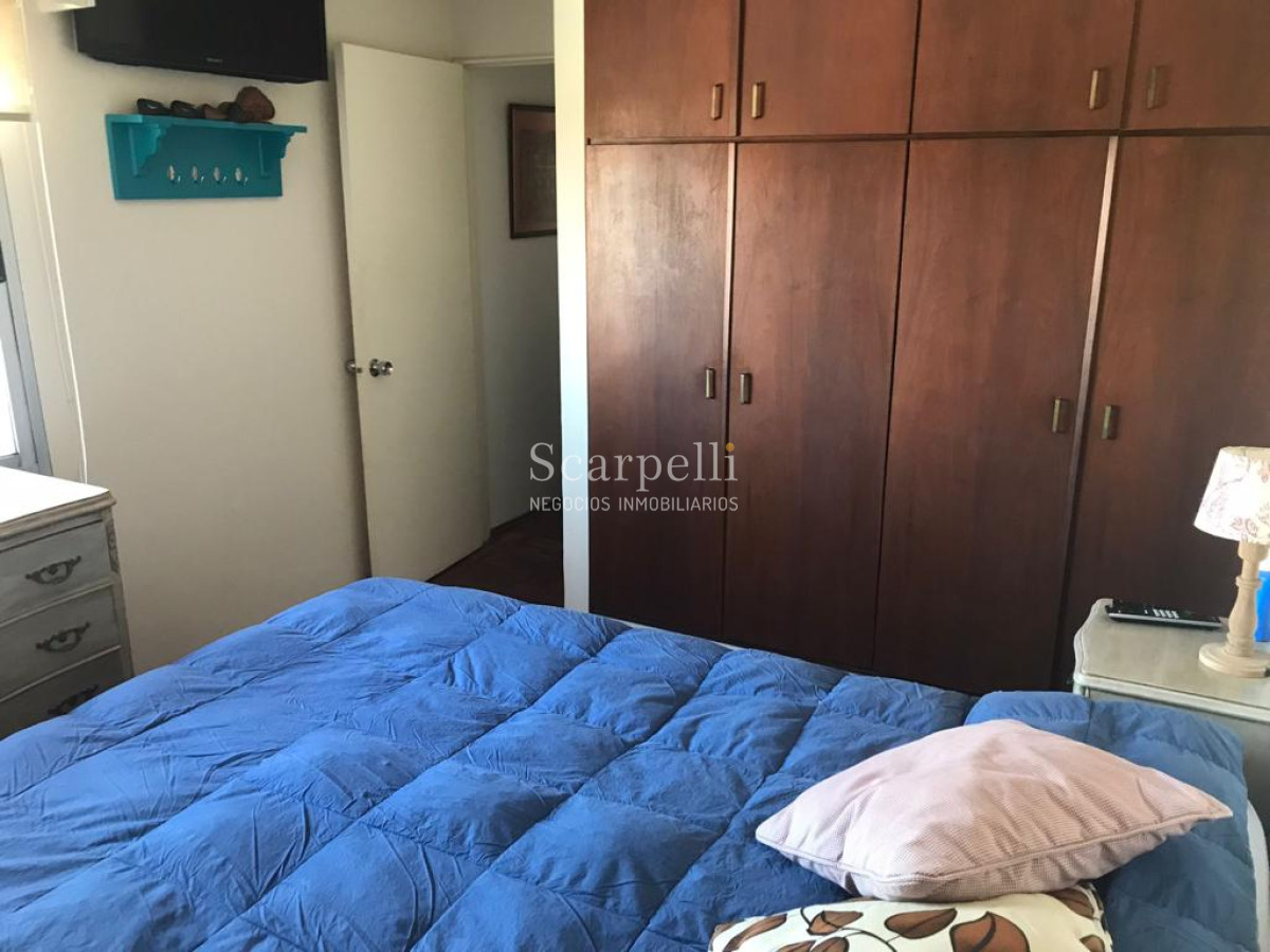 Apartamento ID.38847 - VENTA APARTAMENTO MALVIN 2 DORMITORIOS GARAGE FIJO PISO INTERMEDIO CON VISTA DESPEJADA