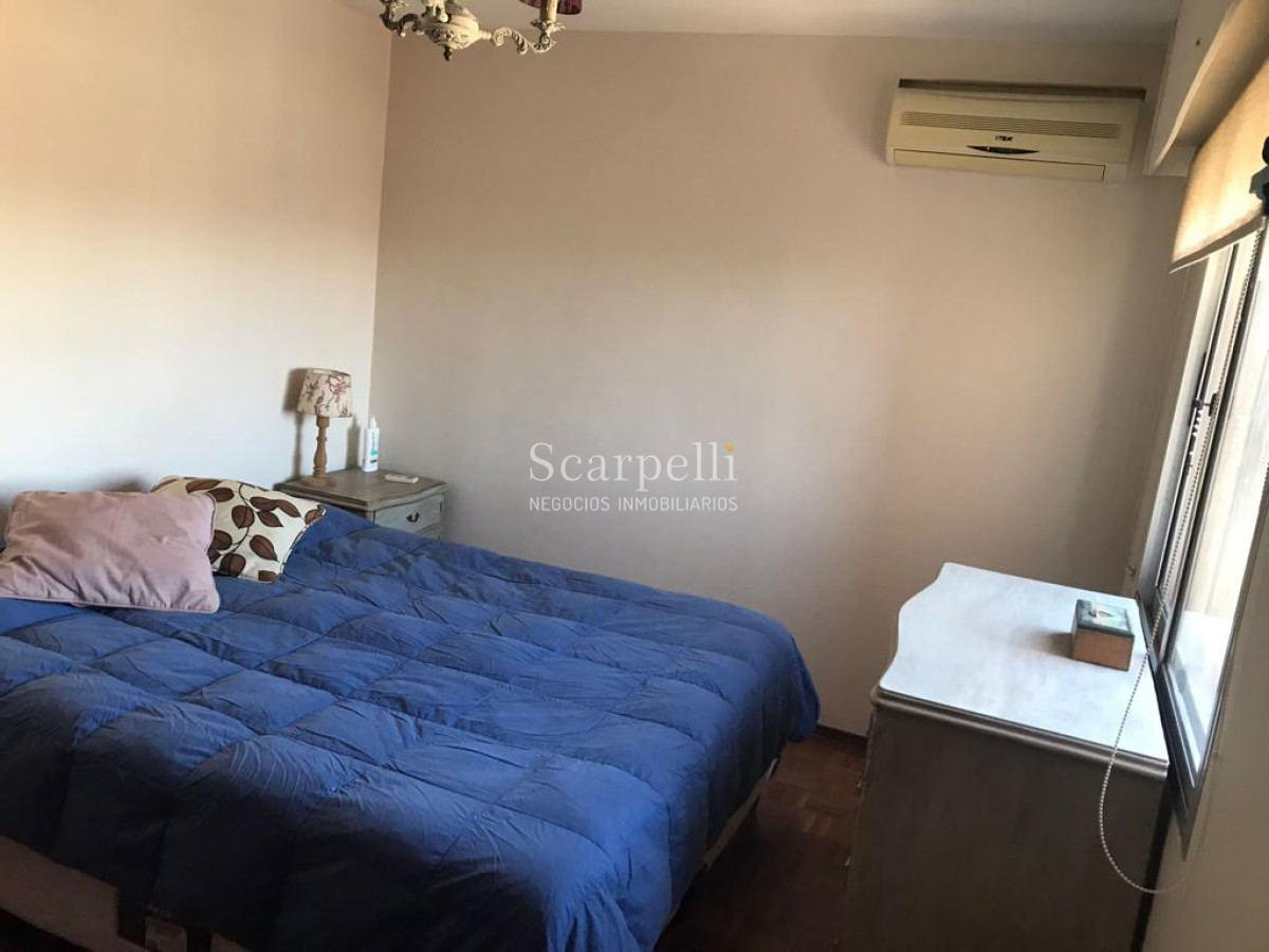 Apartamento ID.38847 - VENTA APARTAMENTO MALVIN 2 DORMITORIOS GARAGE FIJO PISO INTERMEDIO CON VISTA DESPEJADA