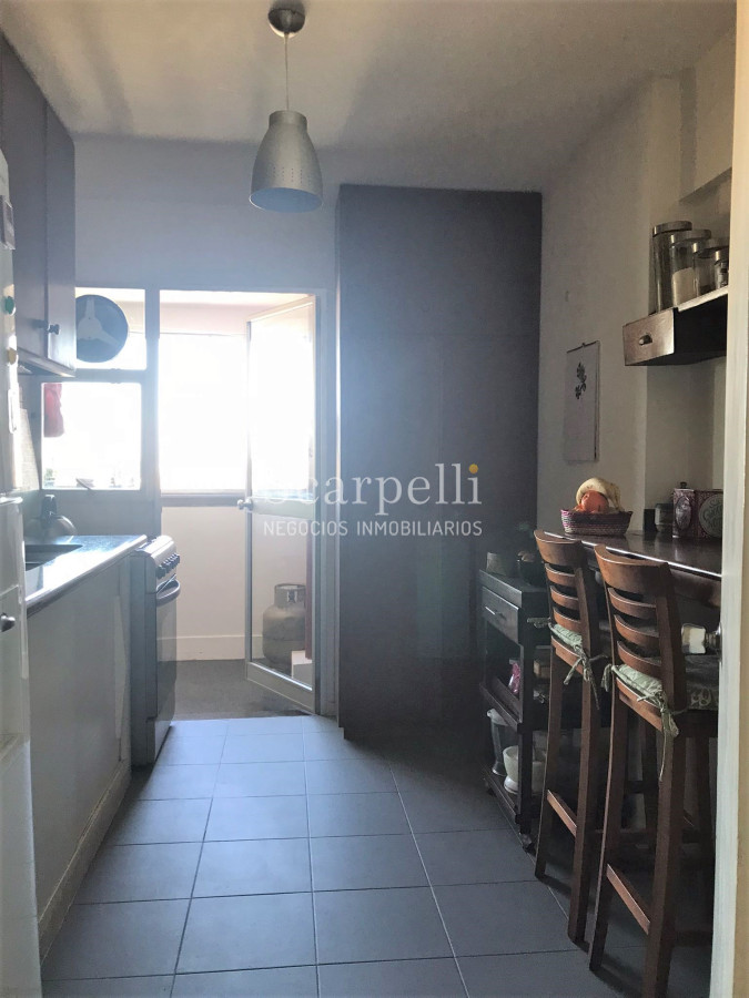 Apartamento ID.38847 - VENTA APARTAMENTO MALVIN 2 DORMITORIOS GARAGE FIJO PISO INTERMEDIO CON VISTA DESPEJADA