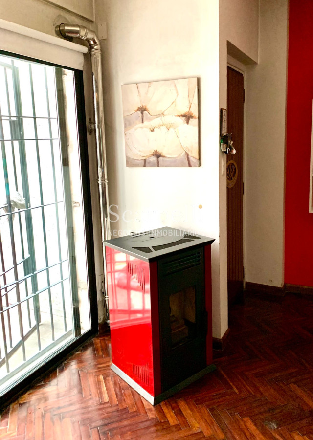 Apartamento ID.38992 - Propiedad horizontal en planta baja con patio y garage ideal Renta dentro del Pocitos mas luminoso y despejado a mts. de la Rambla