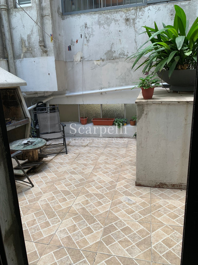 Apartamento ID.38992 - Propiedad horizontal en planta baja con patio y garage ideal Renta dentro del Pocitos mas luminoso y despejado a mts. de la Rambla