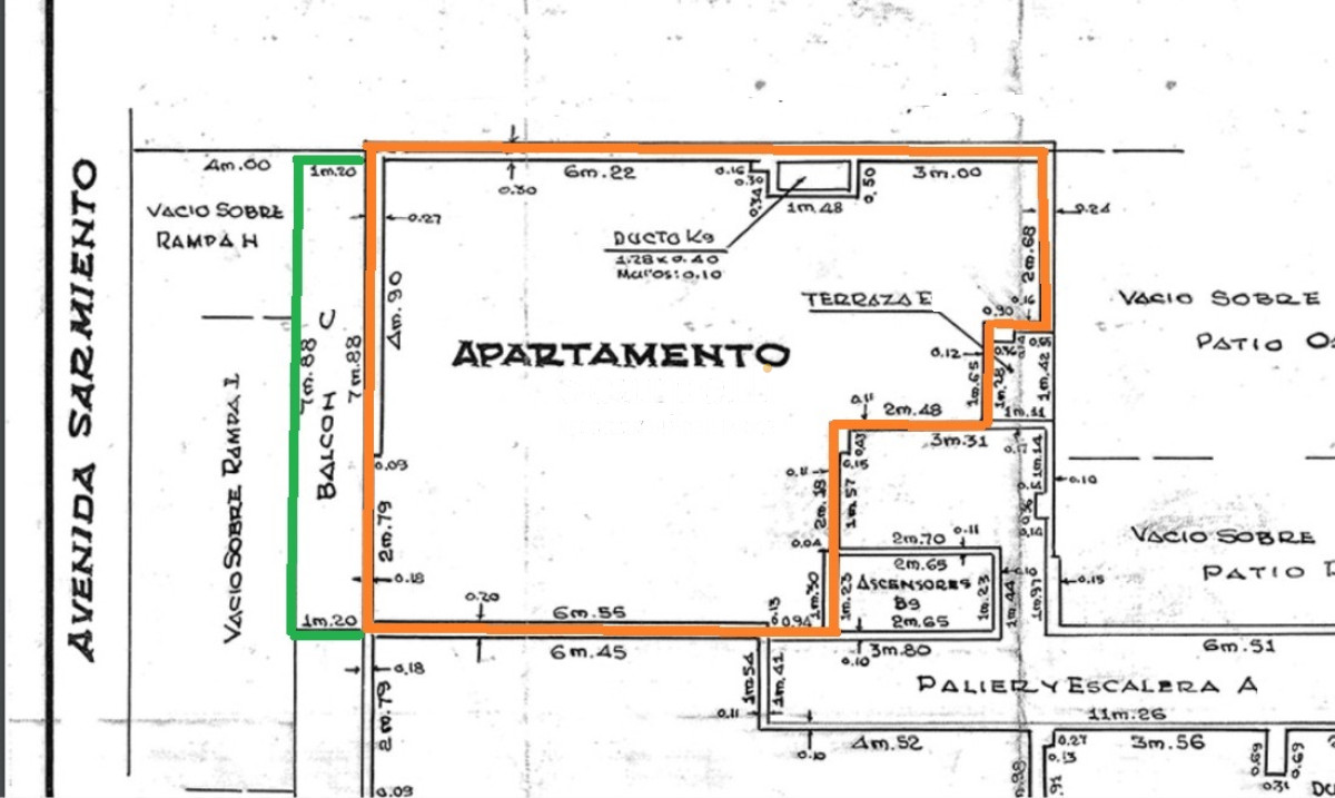 Apartamento ID.39823 - VENTA APARTAMENTO POCITOS SARMIENTO PISO ALTO 3 DORMITORIOS 2 BAÑOS GARAGE