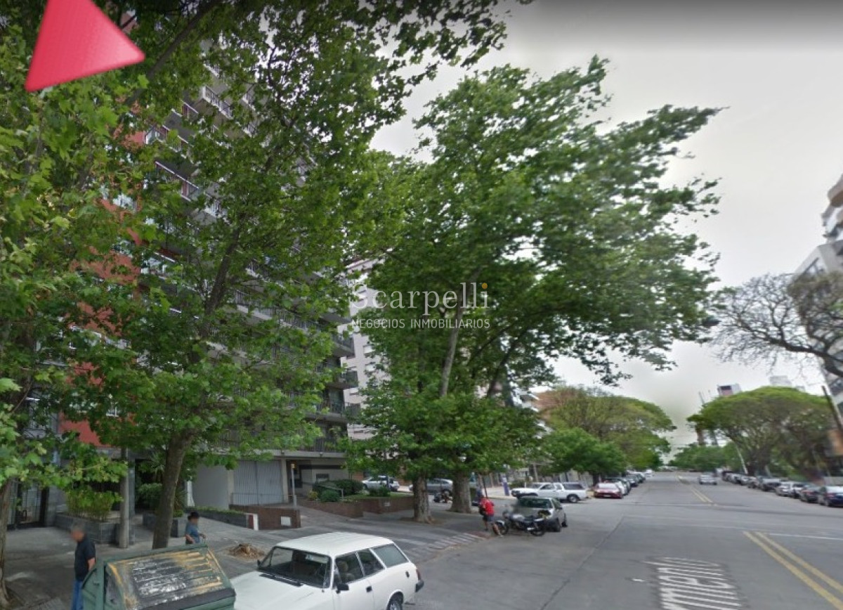 Apartamento ID.39823 - VENTA APARTAMENTO POCITOS SARMIENTO PISO ALTO 3 DORMITORIOS 2 BAÑOS GARAGE