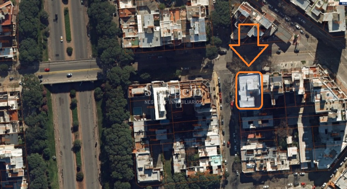 Apartamento ID.39823 - VENTA APARTAMENTO POCITOS SARMIENTO PISO ALTO 3 DORMITORIOS 2 BAÑOS GARAGE
