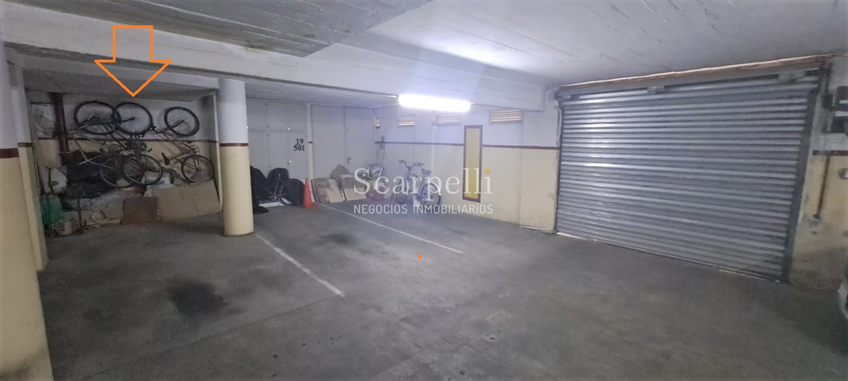 Apartamento ID.39823 - VENTA APARTAMENTO POCITOS SARMIENTO PISO ALTO 3 DORMITORIOS 2 BAÑOS GARAGE