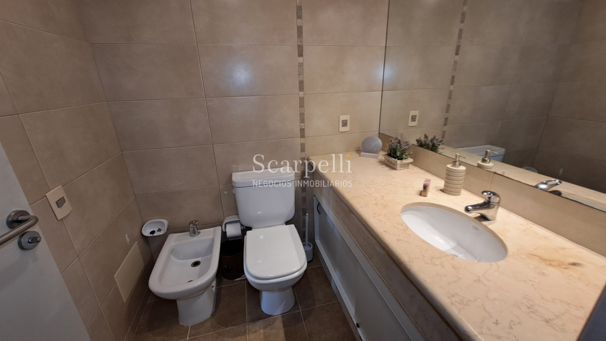 Apartamento ID.50373 - ALQUILER APARTAMENTO POCITOS 2 DORMITORIOS GARAGE PISO ALTO MUY BIEN EQUIPADO