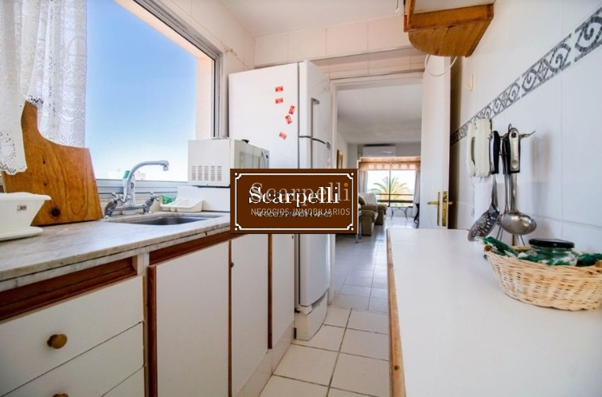 Apartamento ID.40992 - VENTA ALQUILER APARTAMENTO PENÍNSULA 3 DORMITORIOS  PISCINA SERVICIOS