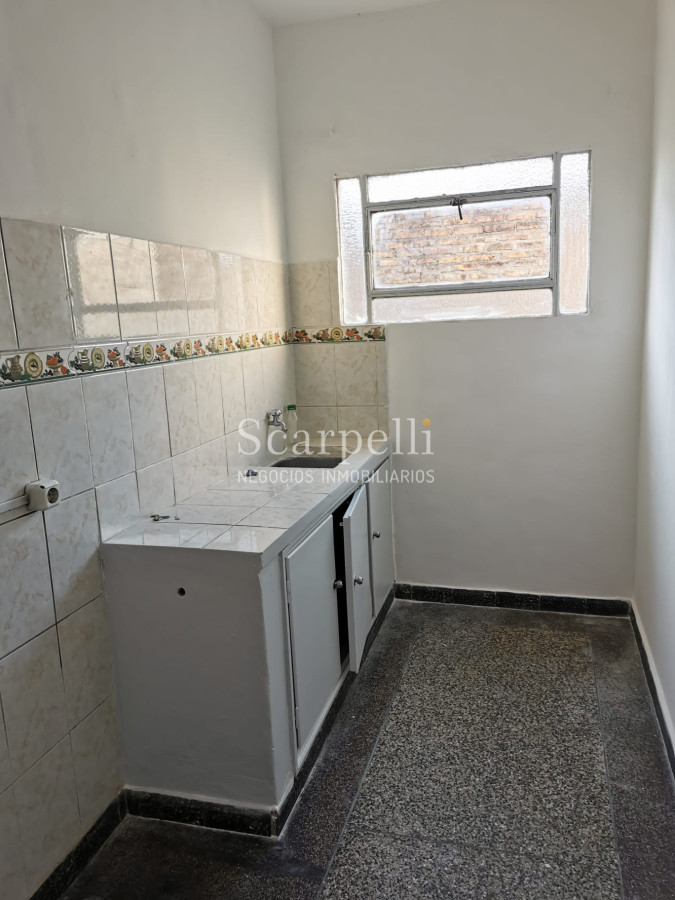 Apartamento ID.41173 - Buceo Alquiler Apartamento en 2do. Piso por Escalera 2 dormitorios + balcón