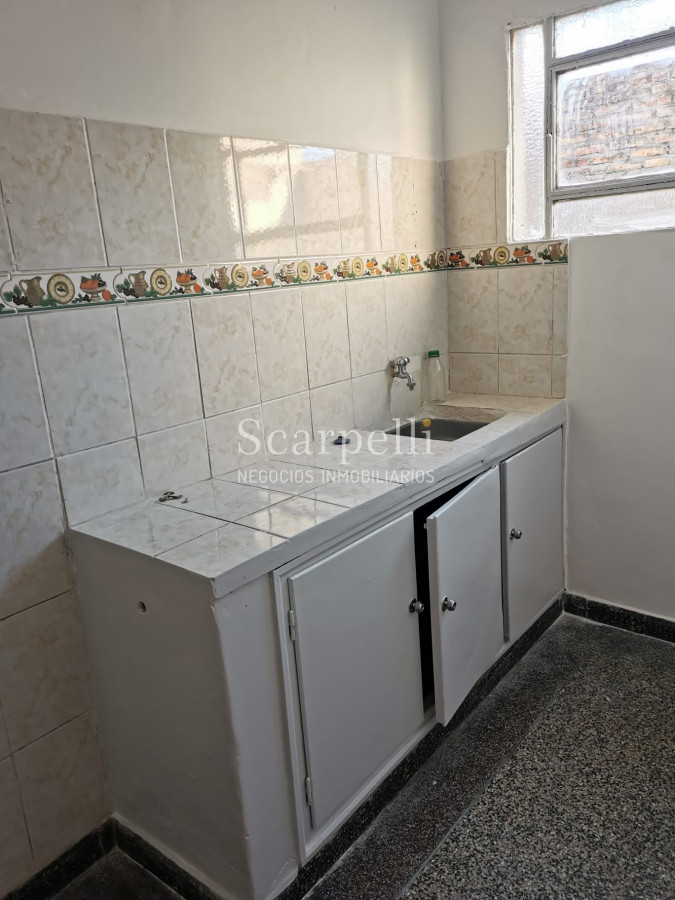 Apartamento ID.41173 - Buceo Alquiler Apartamento en 2do. Piso por Escalera 2 dormitorios + balcón