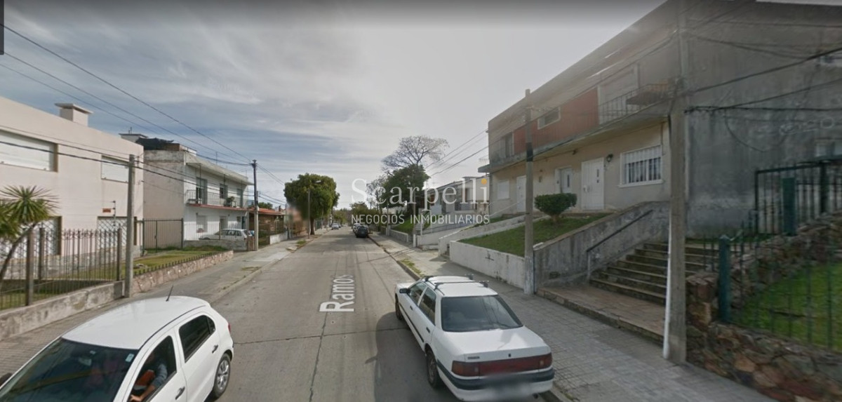 Apartamento ID.41173 - Buceo Alquiler Apartamento en 2do. Piso por Escalera 2 dormitorios + balcón