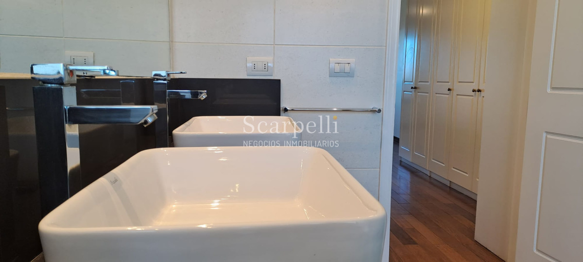 Apartamento ID.41267 - VENTA APARTAMENTO PISO ALTO VILLA BIARRITZ 3 DORMITORIOS GARAGE 2 CON INMEJORABLE VISTA AL PARQUE