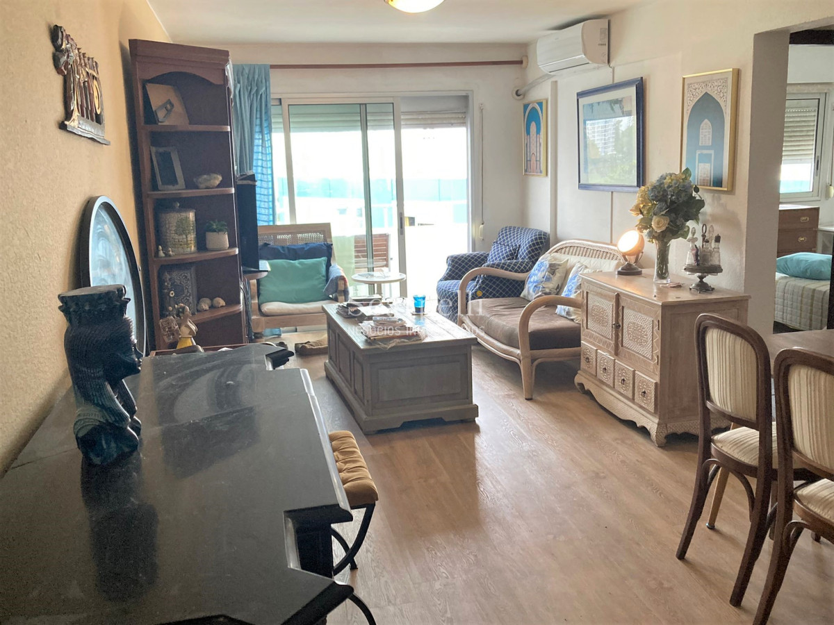 Apartamento ID.42355 - Venta Apartamento Punta del Este Piso Alto con Amenities