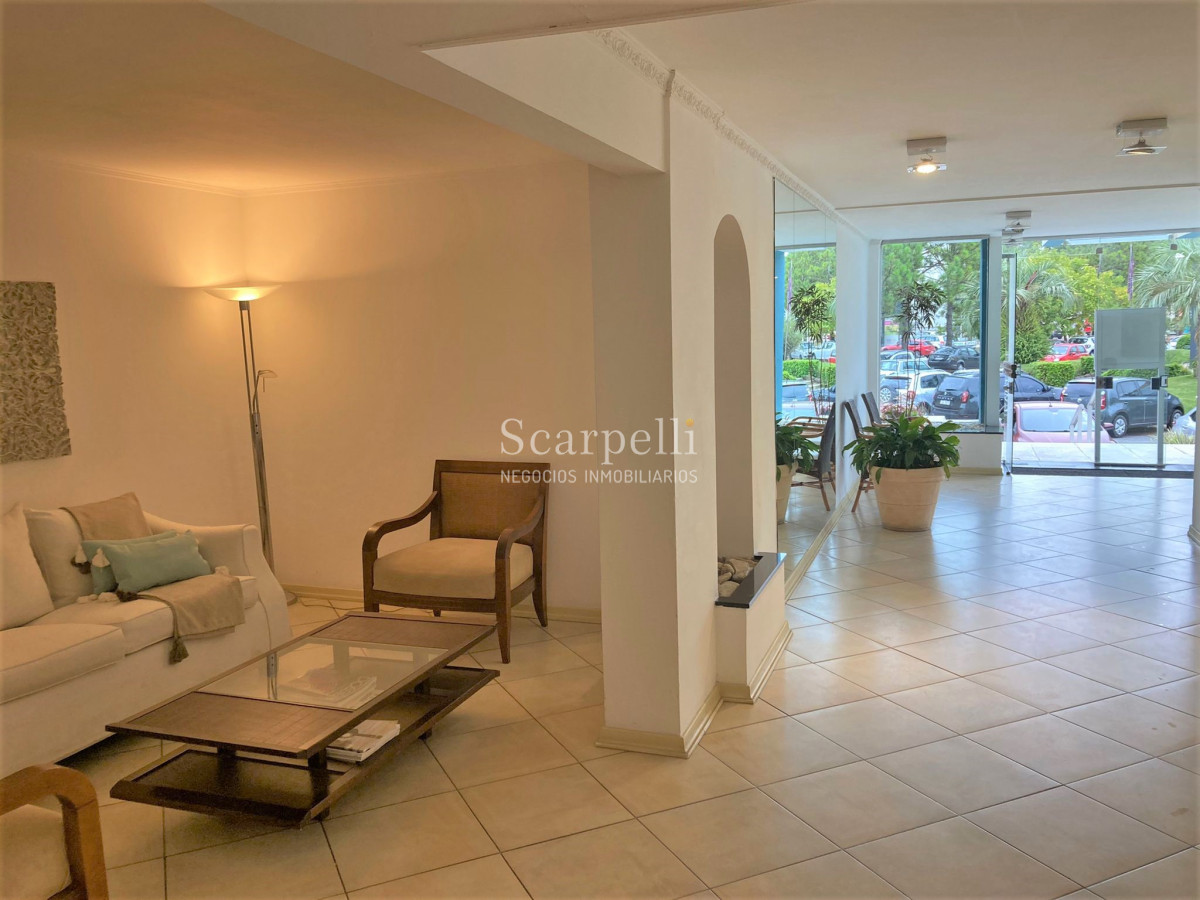 Apartamento ID.42355 - Venta Apartamento Punta del Este Piso Alto con Amenities