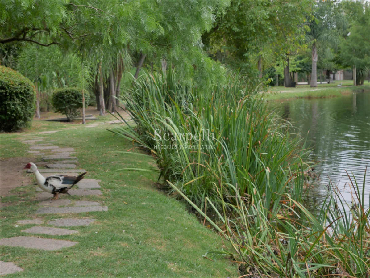 Apartamento ID.42612 - Apartamentos como a Estrenar en Barrio Privado con el mejor parquizado de la zona en un entorno exclusivo y apacible