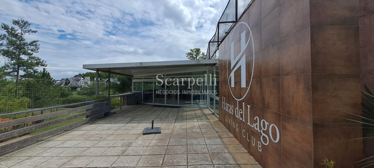 Apartamento ID.42612 - Apartamentos como a Estrenar en Barrio Privado con el mejor parquizado de la zona en un entorno exclusivo y apacible