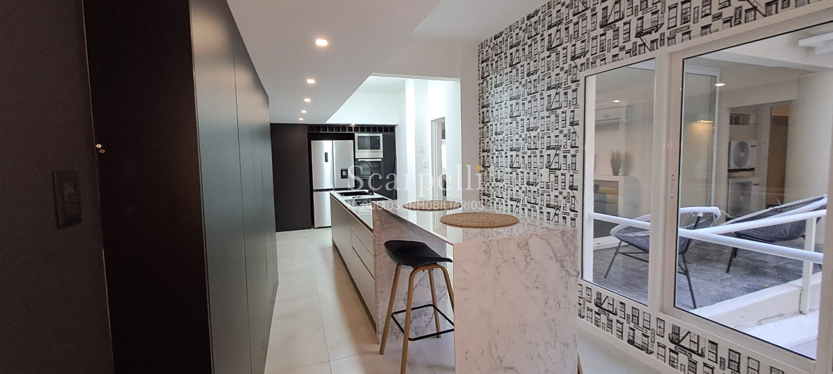 Apartamento ID.42881 - Villa Biarritz  Apartamento Gran Categoría de Estilo Totalmente Reciclado a nuevo con importante recepción.-