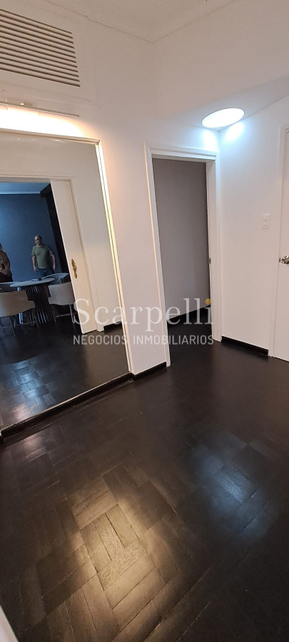 Apartamento ID.42881 - Villa Biarritz  Apartamento Gran Categoría de Estilo Totalmente Reciclado a nuevo con importante recepción.-