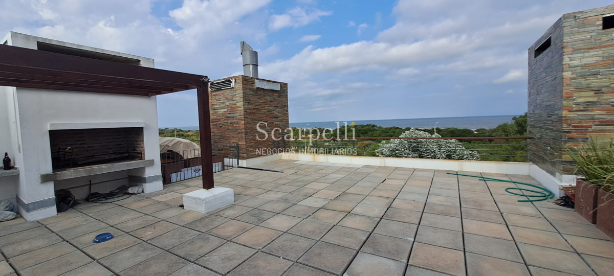 Apartamento ID.42935 - Apartamento frente a la Rambla Costanera con vista Isla de Lobos 2 dormitorios 2 baños 2 cocheras 2 parrilleros