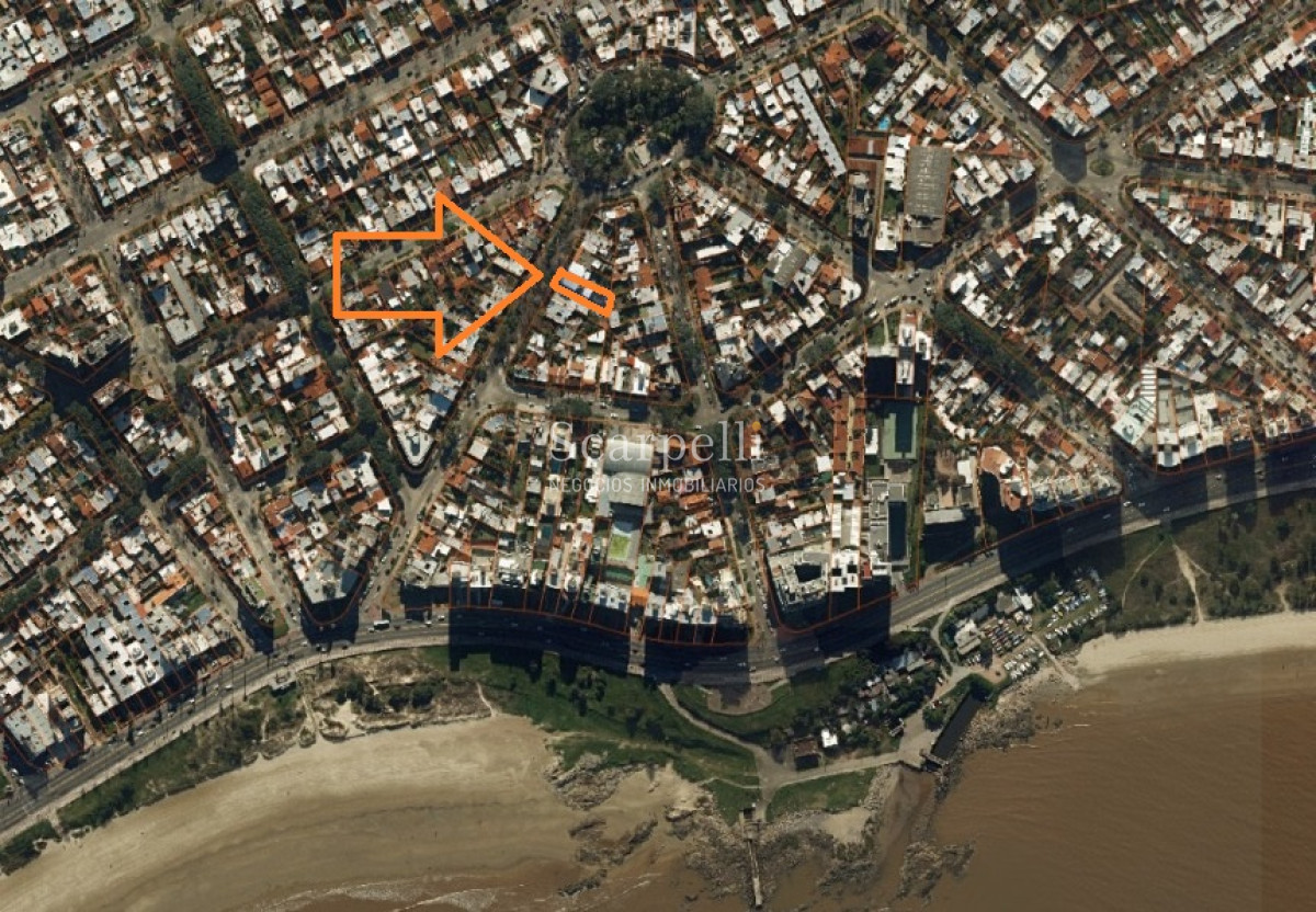Apartamento ID.43244 - Alquiler & Venta Propiedad Horizontal de Altos Buceo muy  Próximo a la Rambla 3 dormitorios 2 baños