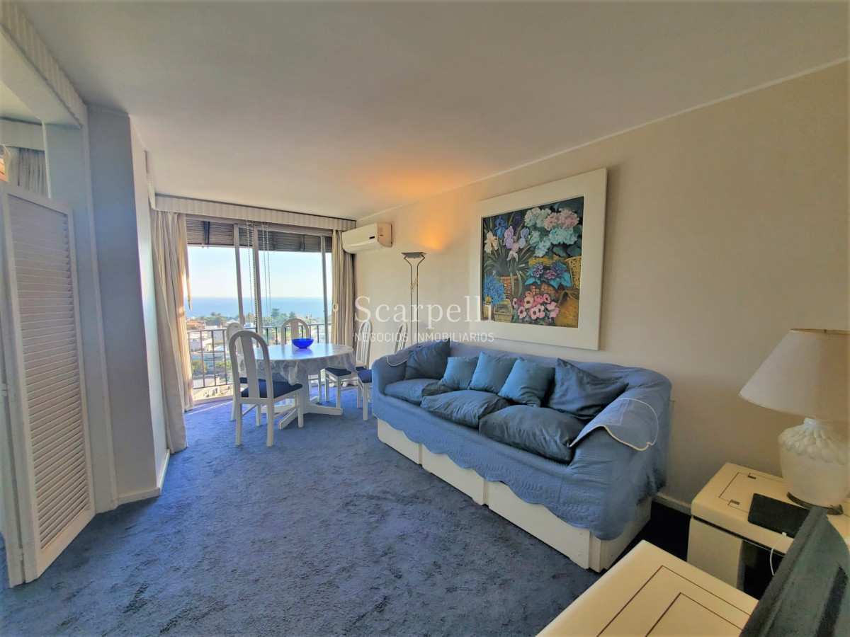 Apartamento ID.43442 - PUNTA DEL ESTE: Piso Alto en Península: Gorlero Próximo Puerto de Punta del Este & Playa Ingleses.-