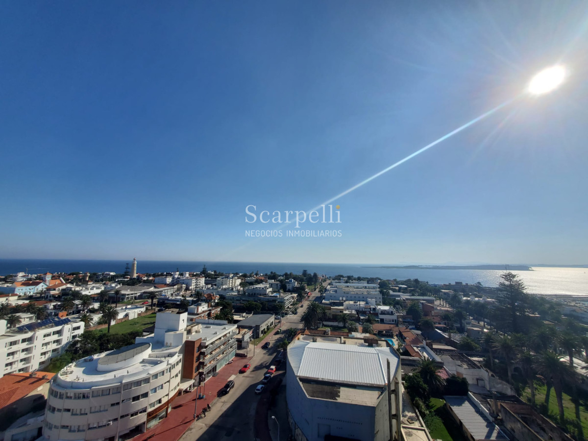 Apartamento ID.43442 - PUNTA DEL ESTE: Piso Alto en Península: Gorlero Próximo Puerto de Punta del Este & Playa Ingleses.-